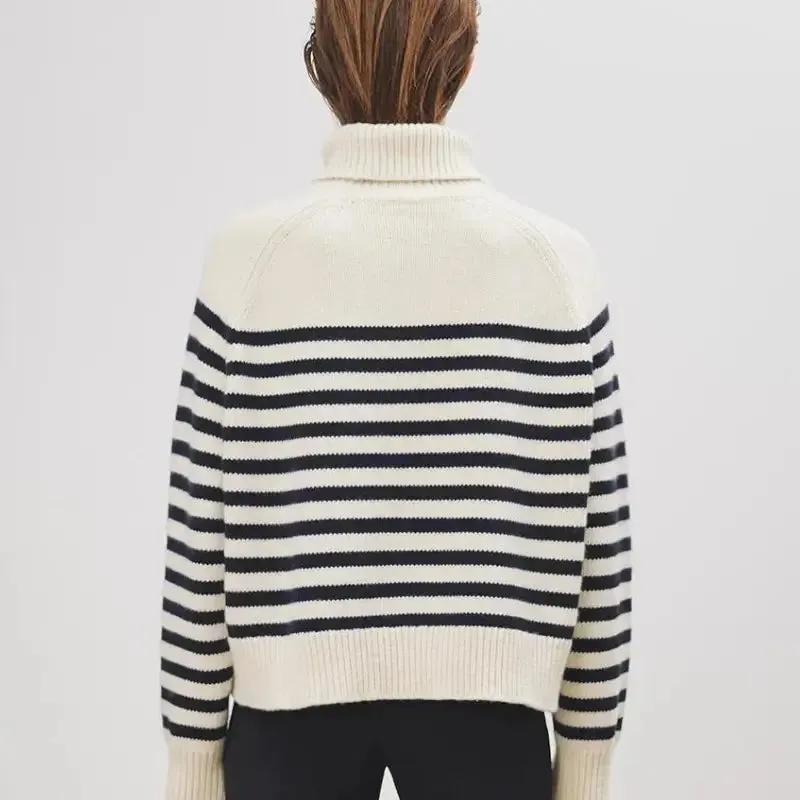 Nili Lotan - Gideon Sweater in Ivory Dark Navy