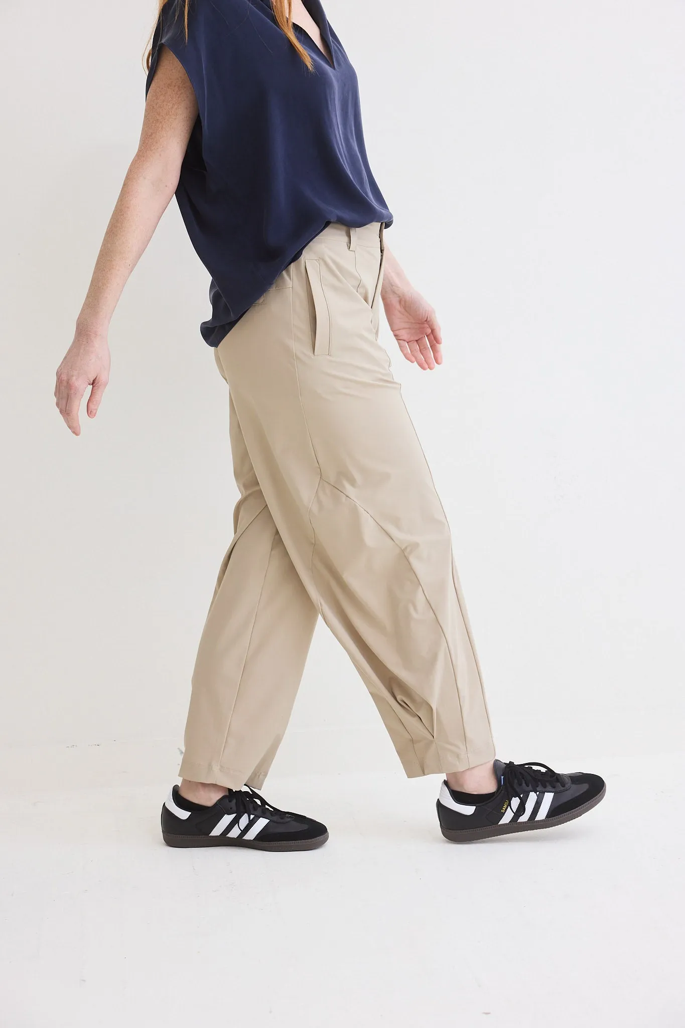 Petite Detail Oriented Tapered Pants